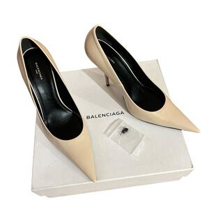 Balenciaga Women's Beige Heels NWT and Box
